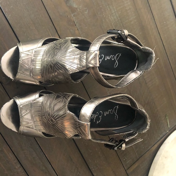 Sam Edelman silver platform sandals - Picture 4 of 6